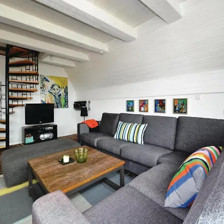 Three-bedroom Holiday In * Fanø