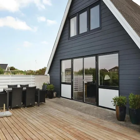 Three-bedroom Holiday In Сasa de vacaciones Fanø