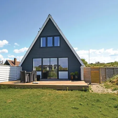 Three-bedroom Holiday In Сasa de vacaciones