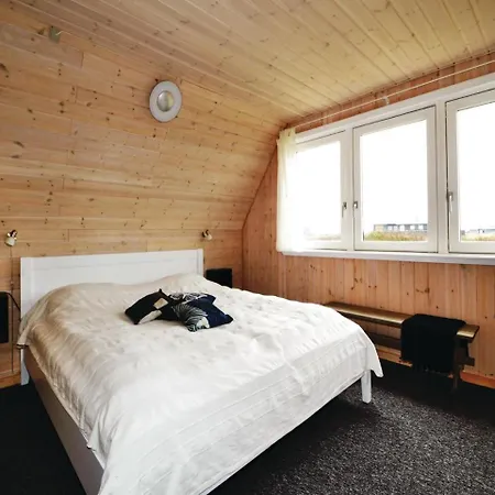 Сasa de vacaciones Three-bedroom Holiday In